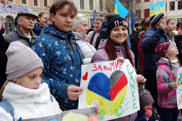 Беженці з України